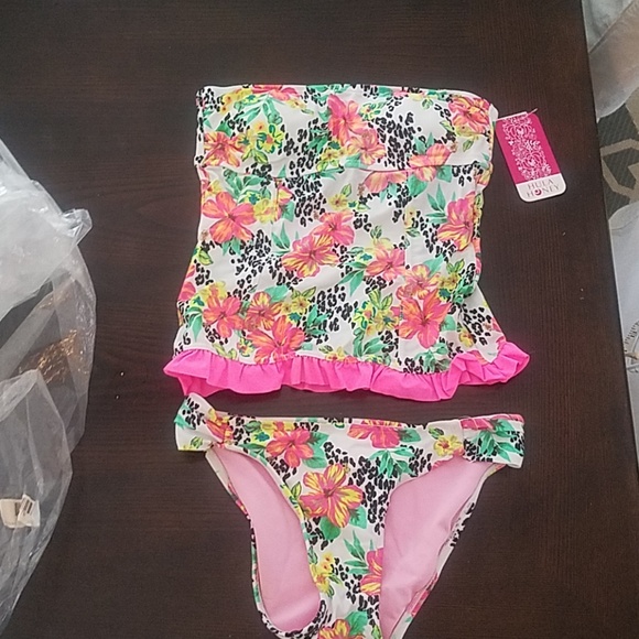 Hula Honey Other - Hula Honey 2 piece tankini S NWT